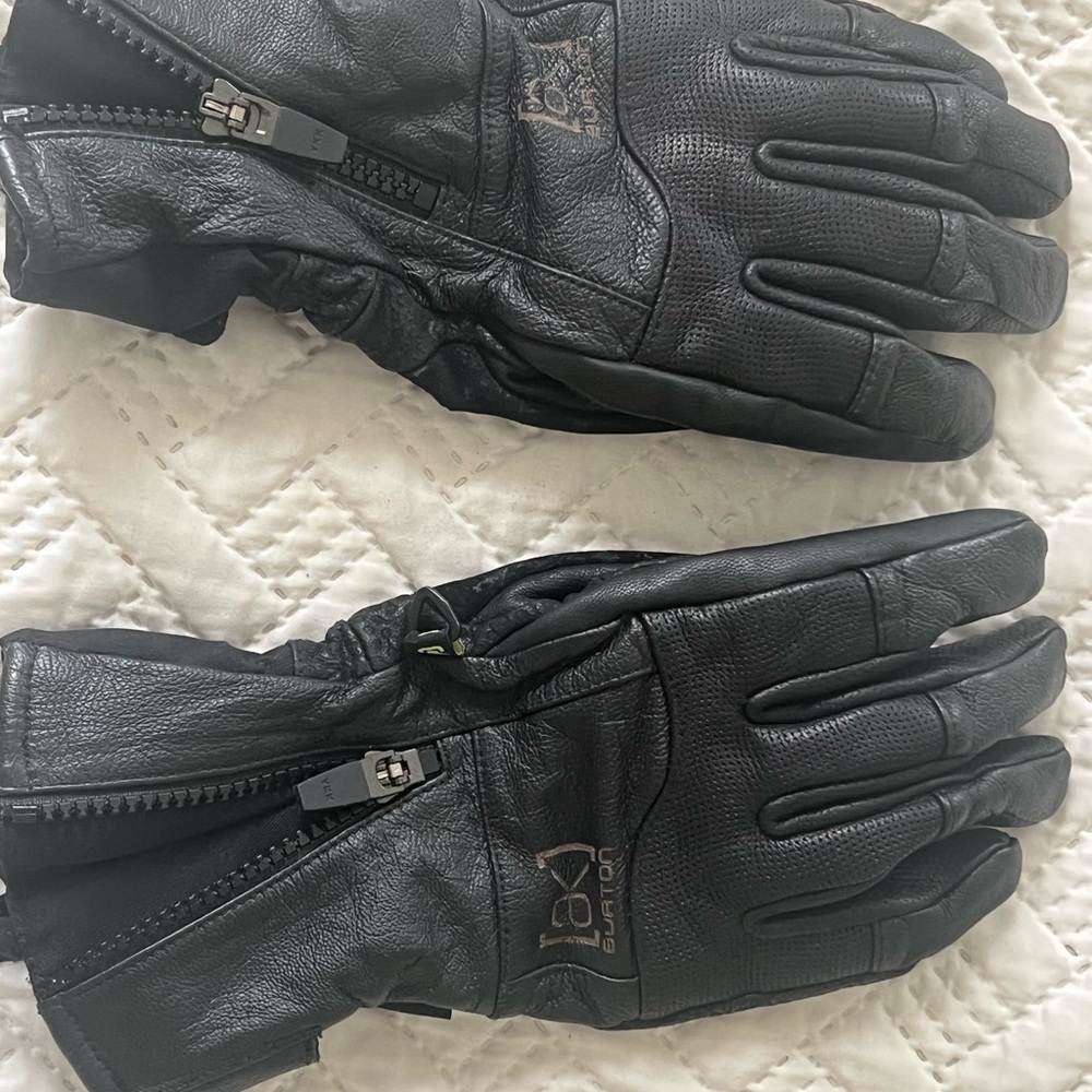 Burton Black Leather Zipper Gloves AK size Medium Women’s